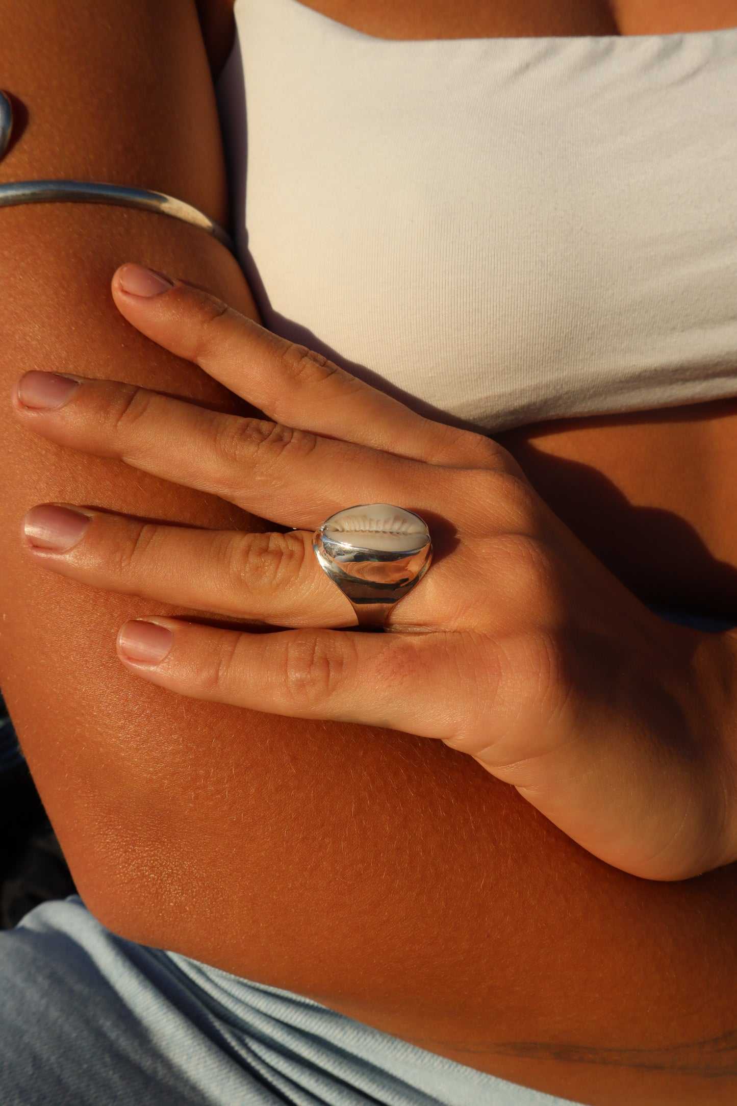 Chunky Cowrie Ring SIZE L 1/2 - 6