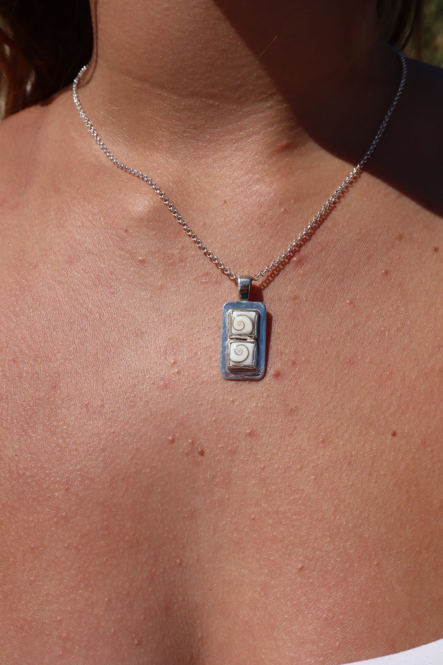Operculum Frame Pendant