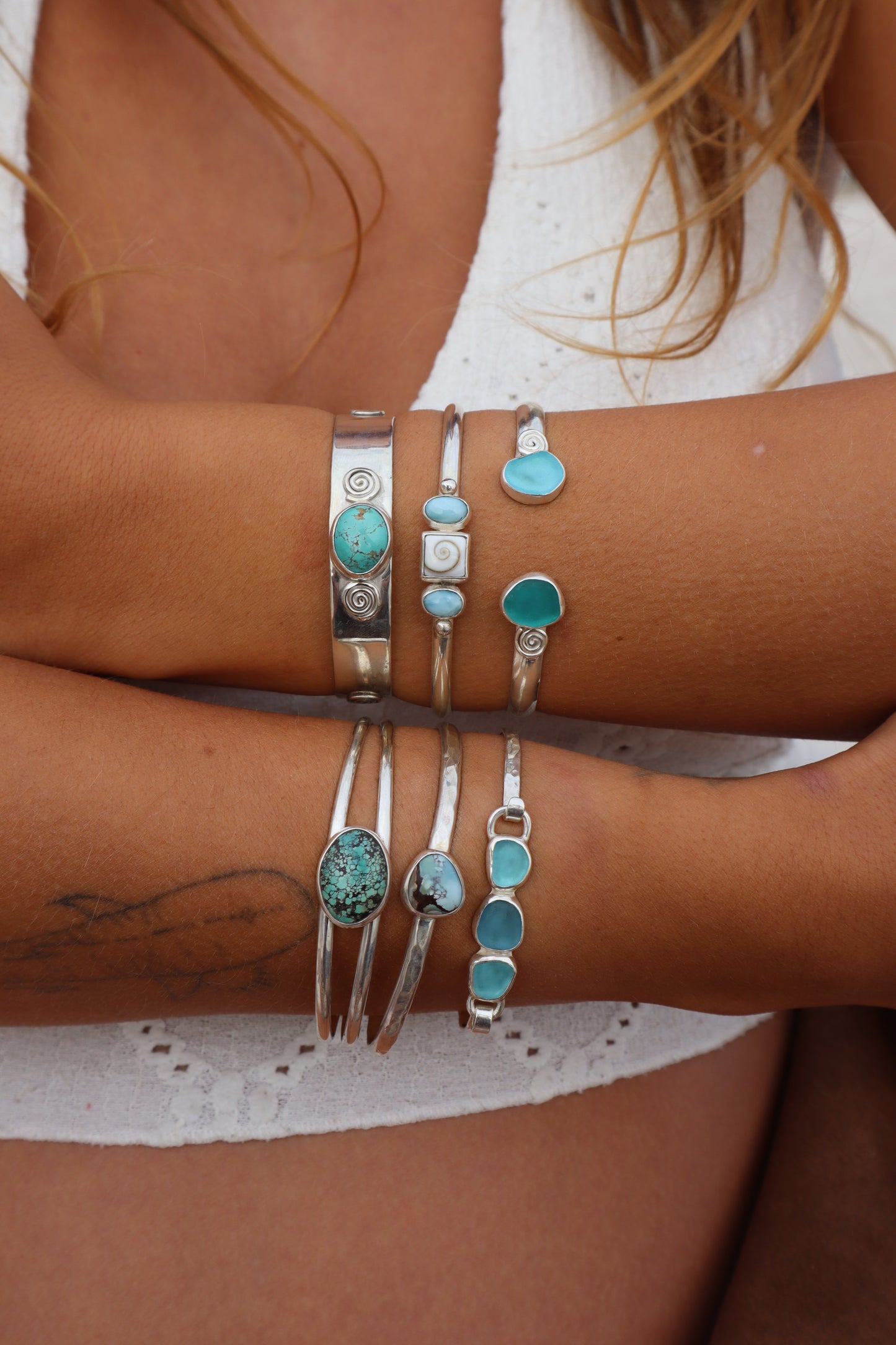 Hubei Turquoise Wanderer Cuff
