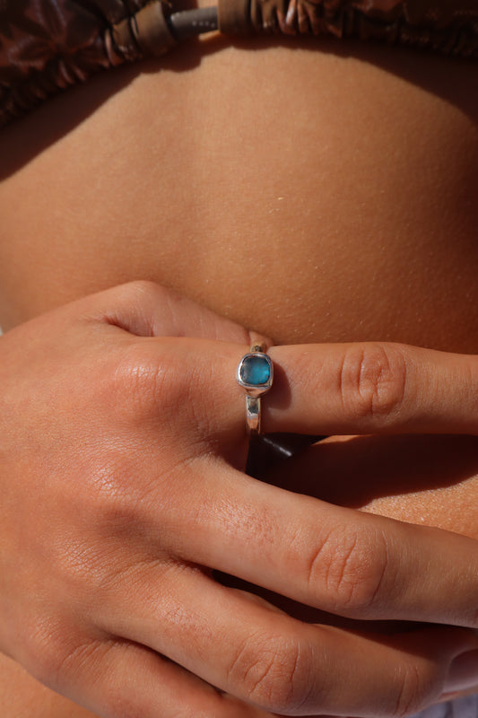 Dainty Blue Sea Glass Ring SIZE R - 8 3/4