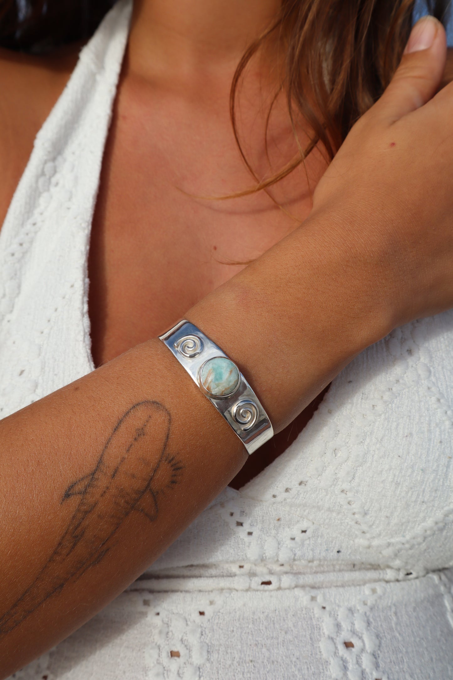 Spiral Caribbean Calcite Marella Cuff