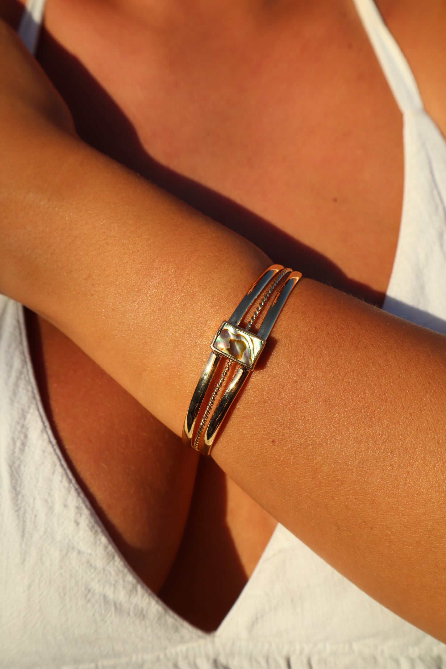 Twisted Abalone Tidal Cuff
