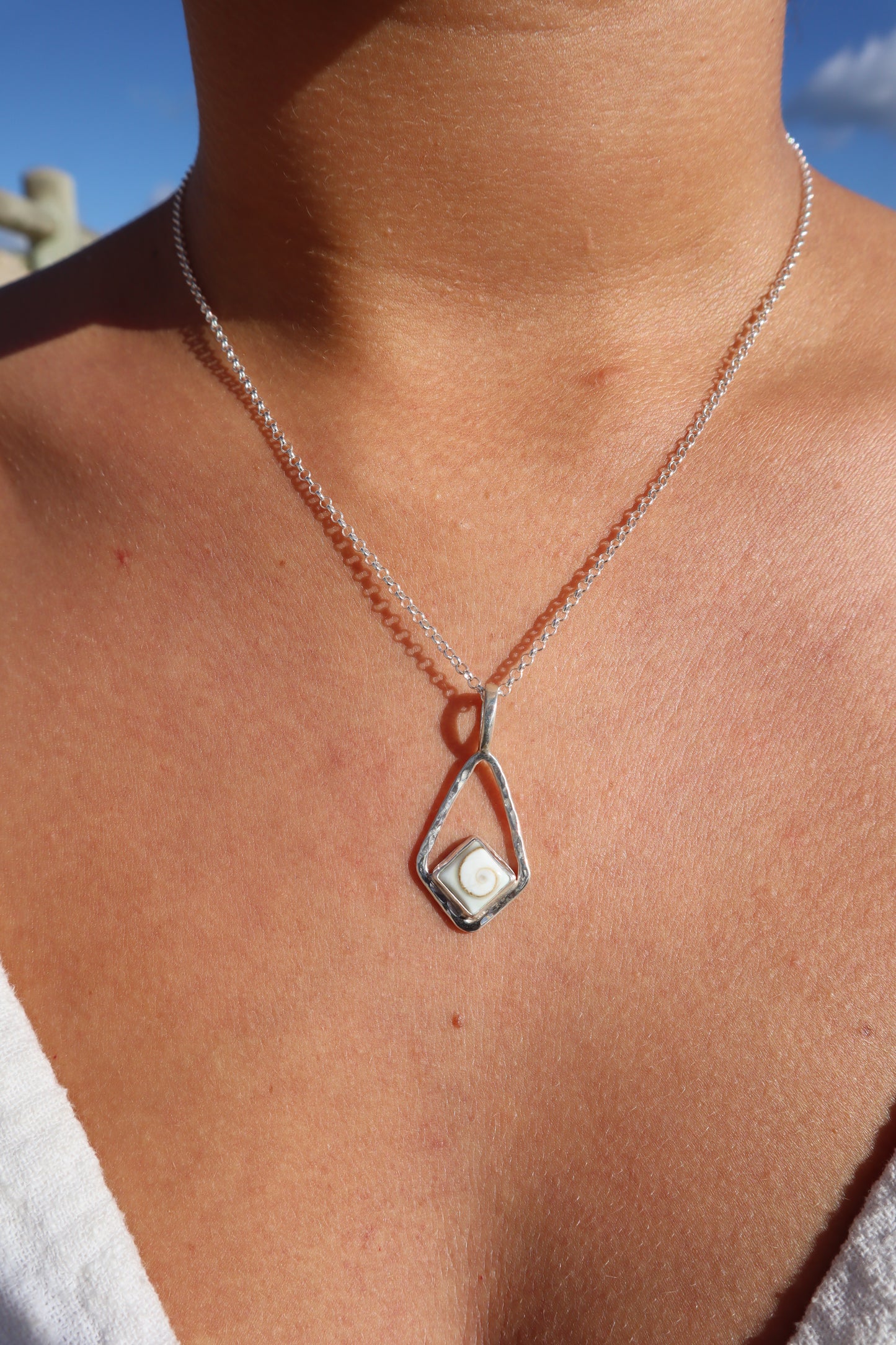 Textured Operculum Pendant