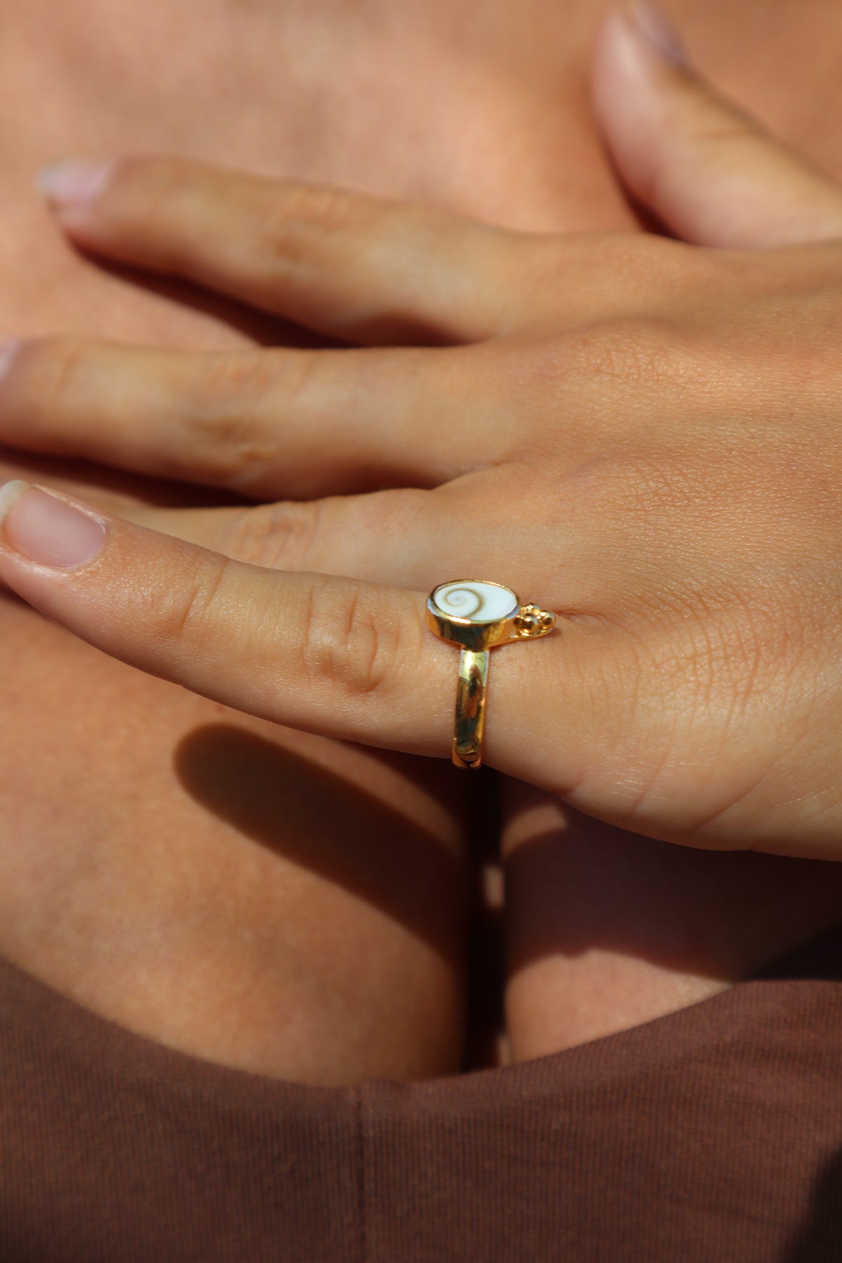 Dainty Operculum Ring SIZE 5