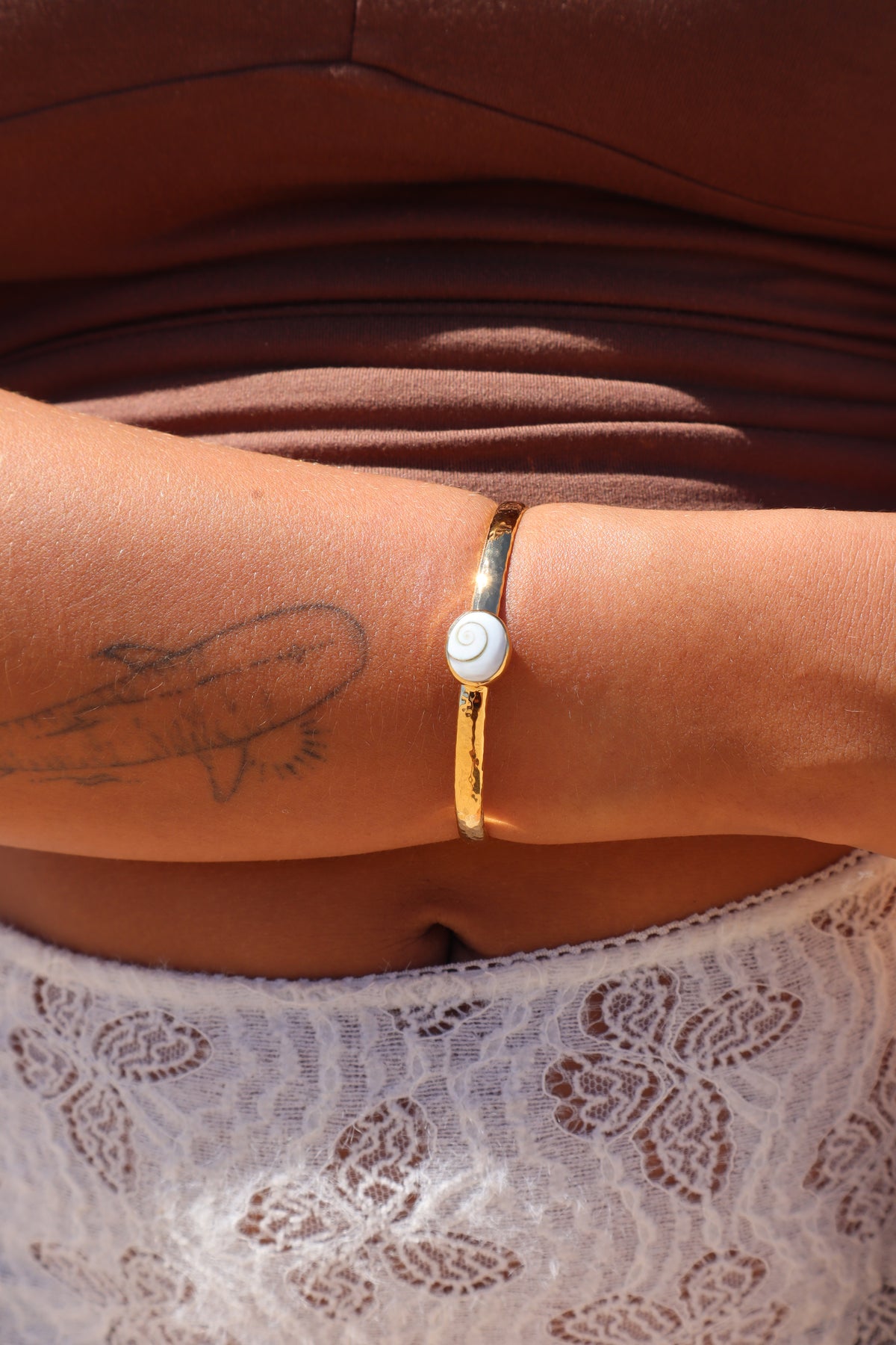 Operculum Wanderer Cuff