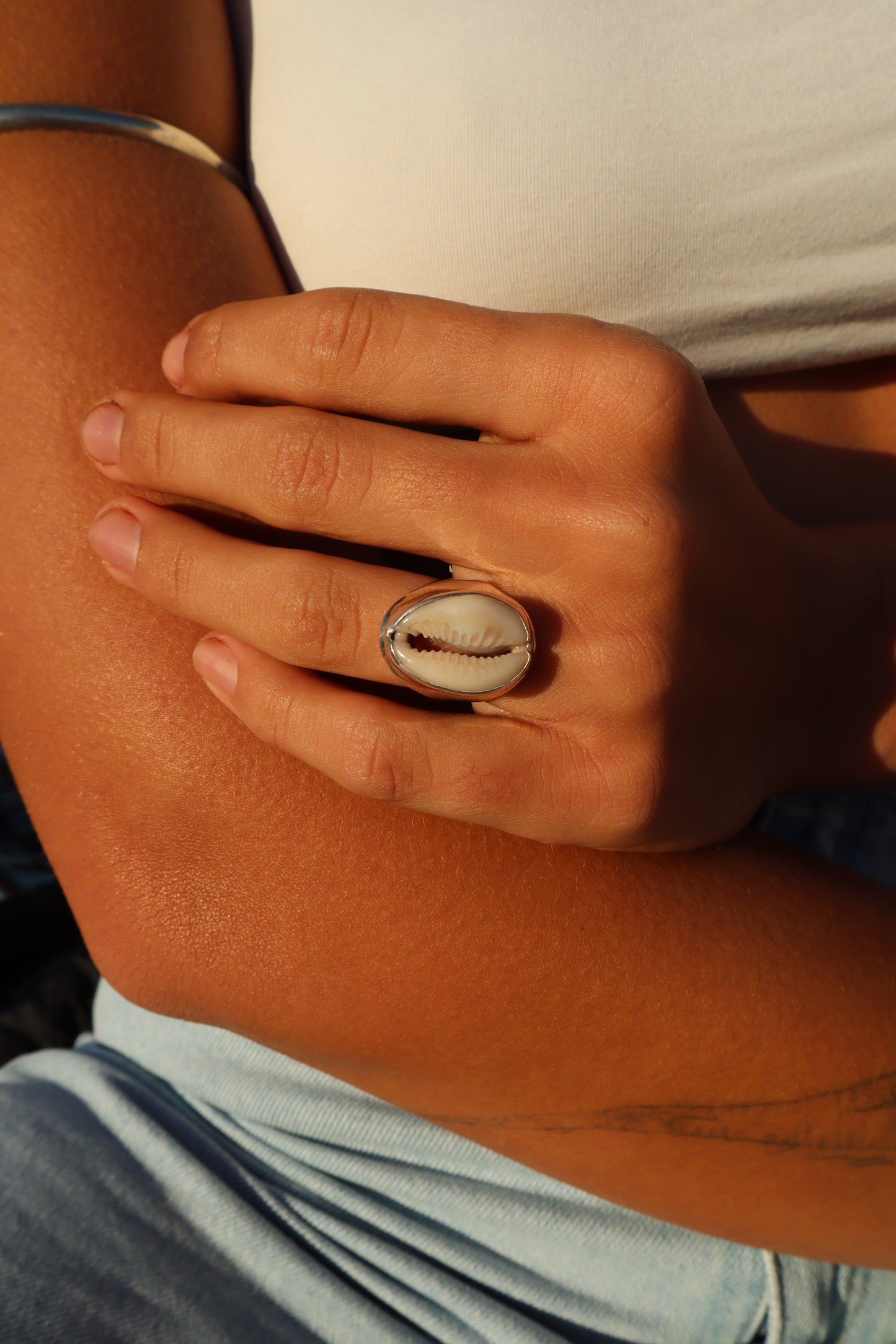 Chunky Cowrie Ring SIZE L 1/2 - 6