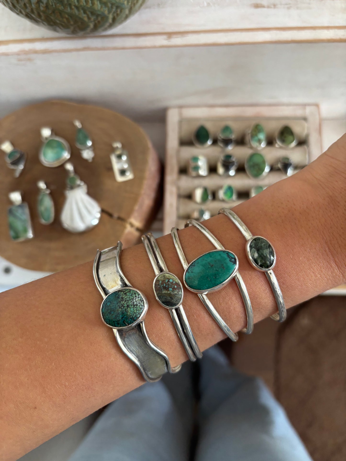 Seraphinite Wanderer Cuff