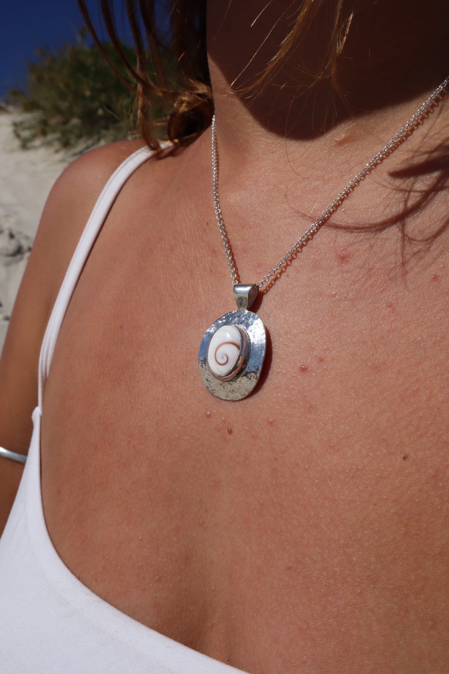 Operculum Halo Pendant