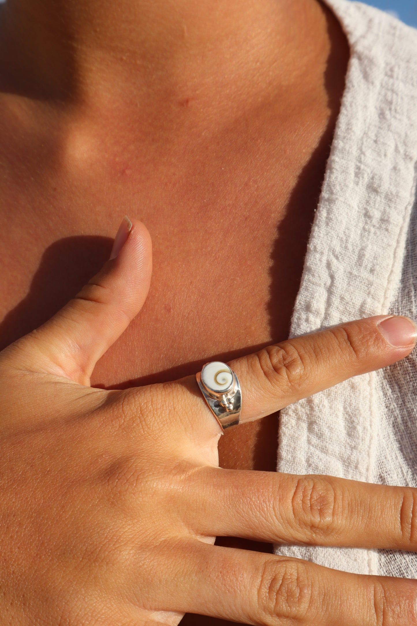 Operculum Signet Ring SIZE P 1/2 - 8