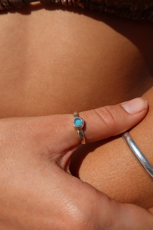 Dainty Blue Sea Glass Ring SIZE T - 9 3/4