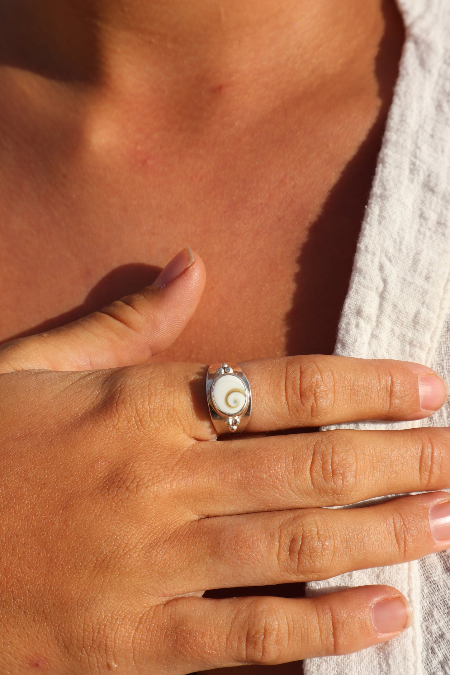 Operculum Signet Ring SIZE P 1/2 - 8