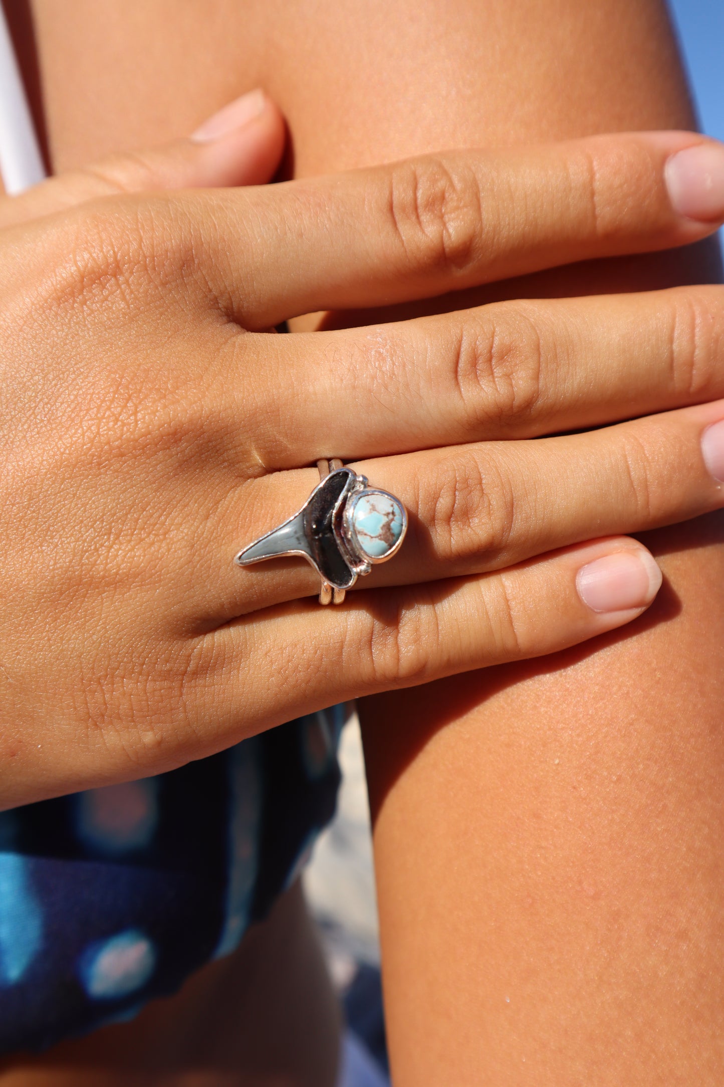 Shark Tooth x Hubei Turquoise SIZE P - 7 3/4