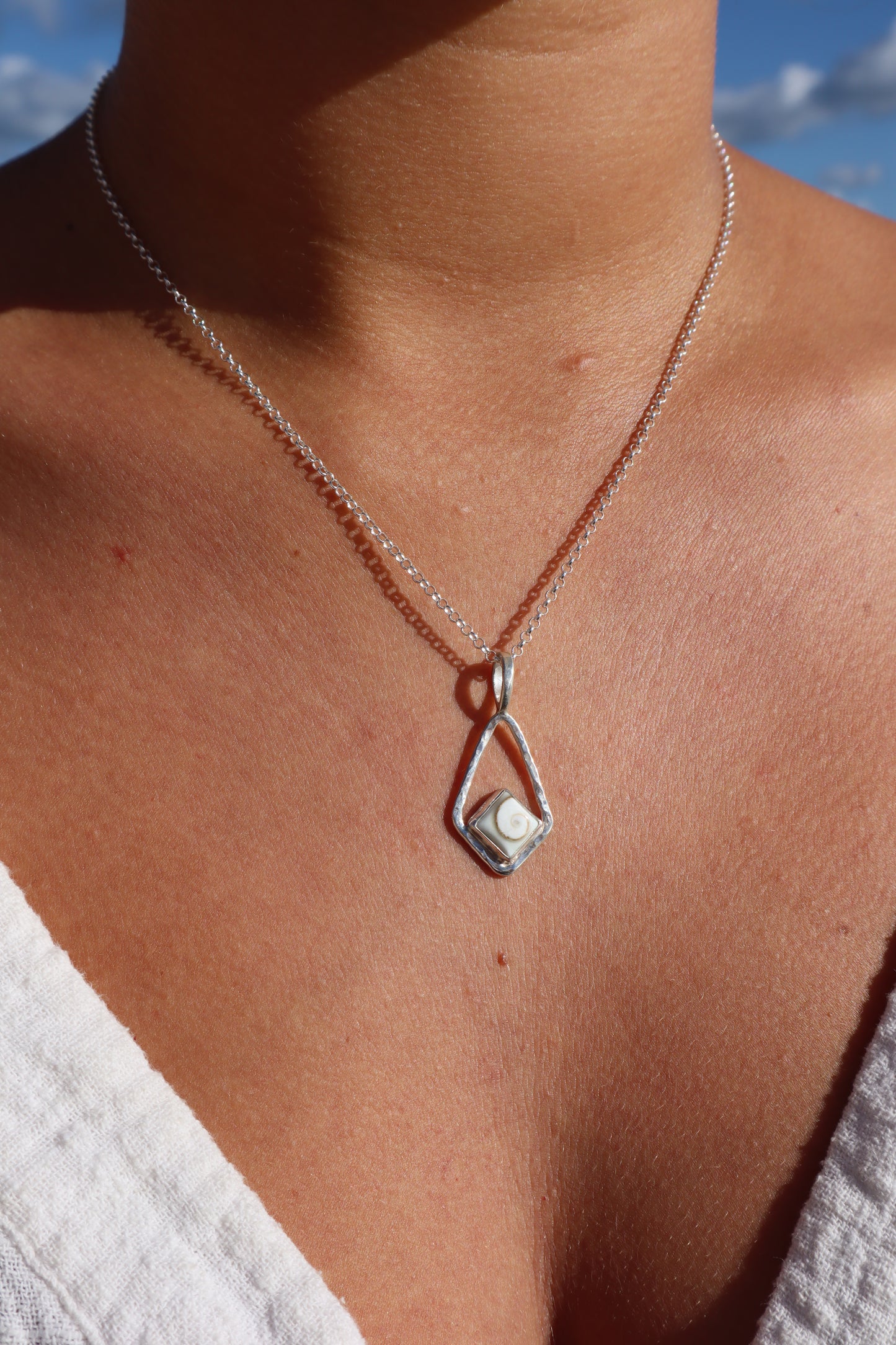 Textured Operculum Pendant