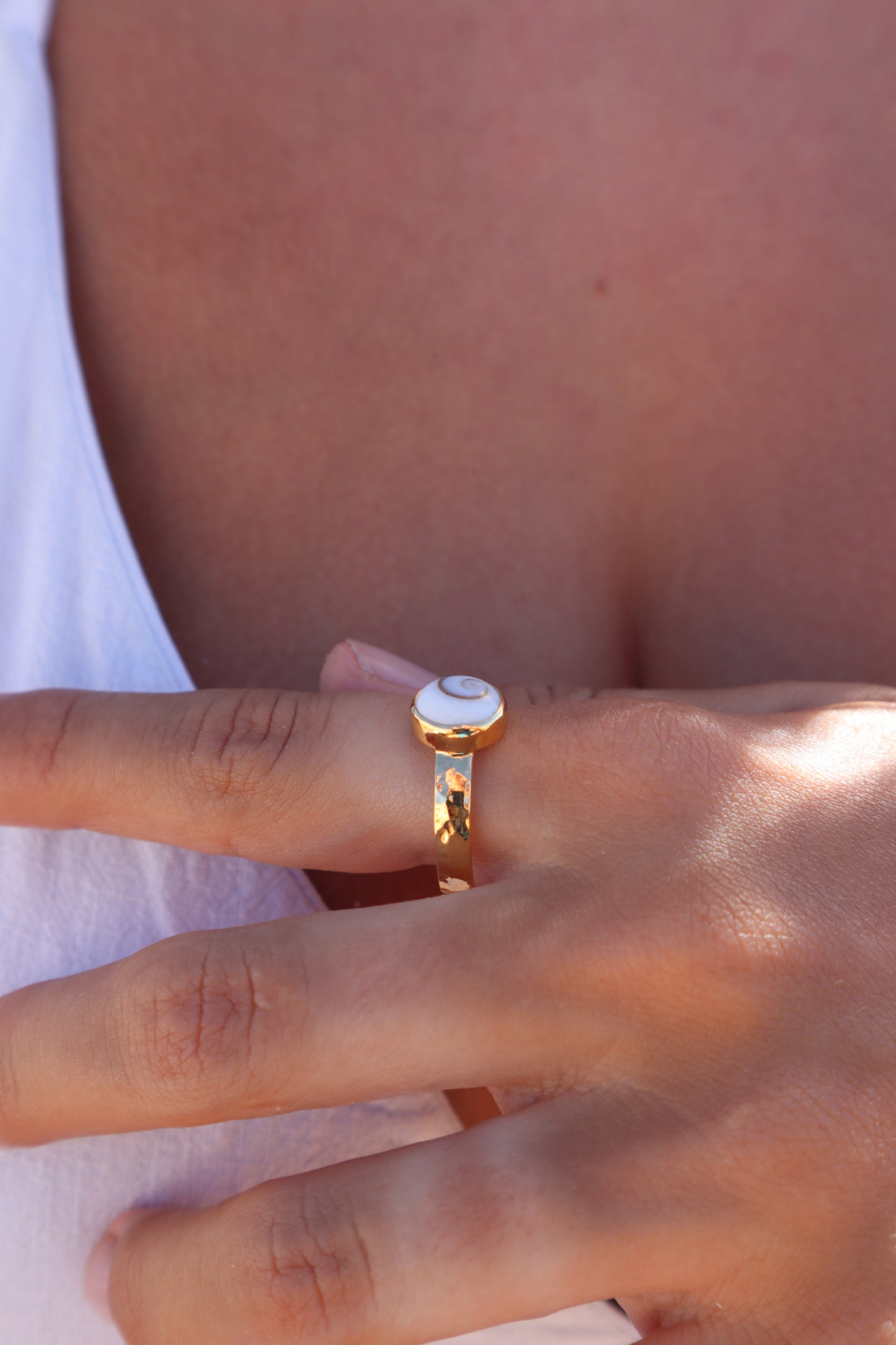 Dainty Operculum Ring SIZE 10