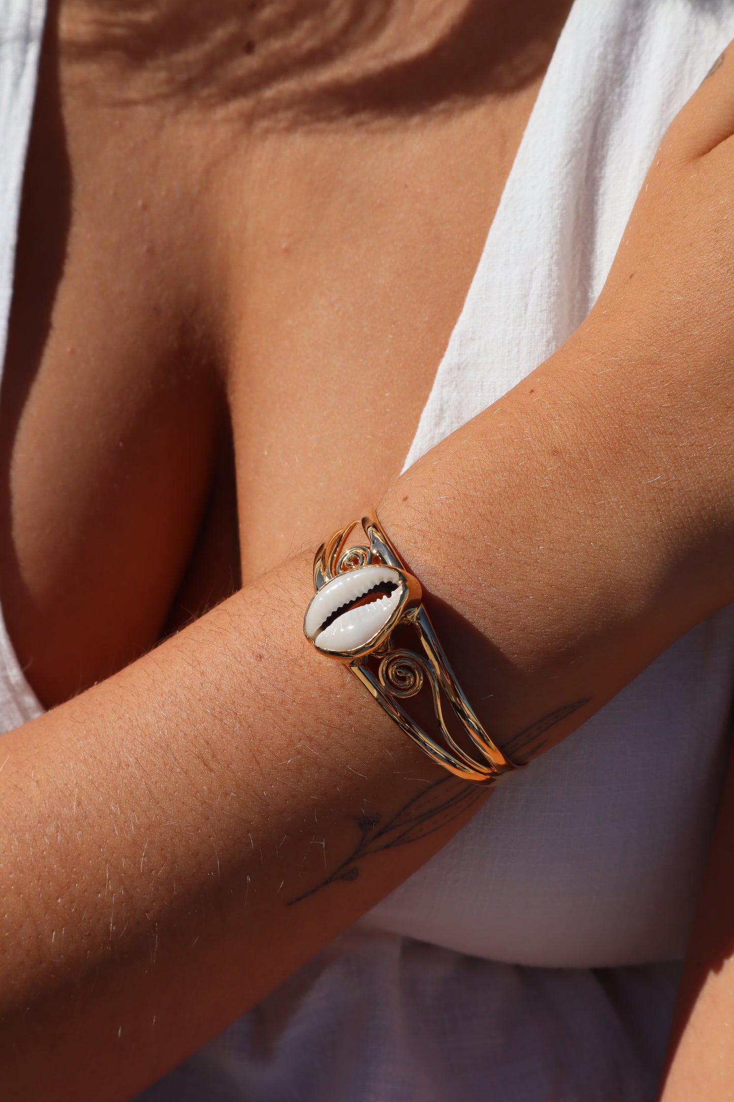 Spiral Cowrie Tidal Cuff