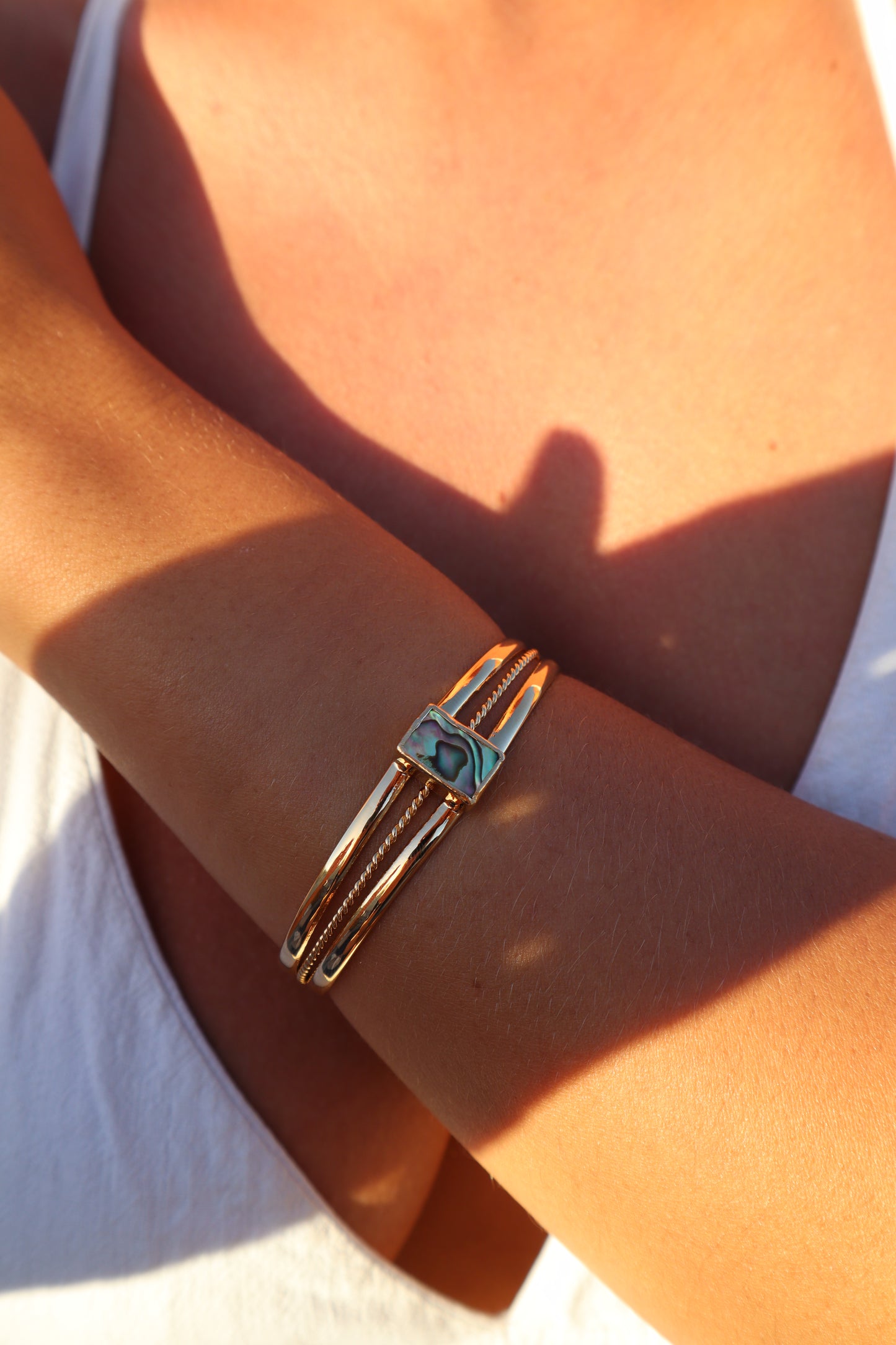 Twisted Abalone Tidal Cuff