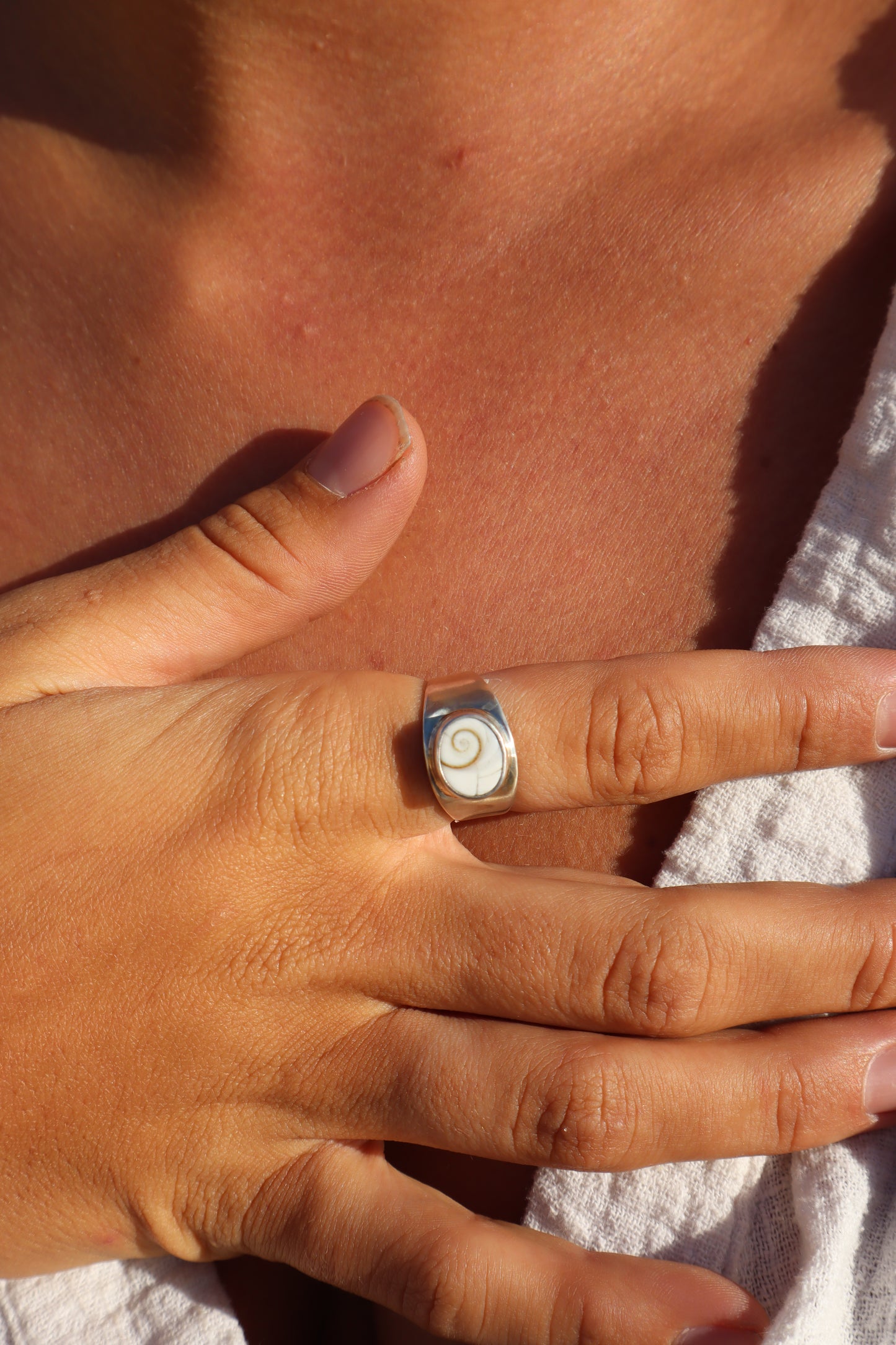 Operculum Signet Ring SIZE P 1/2 - 8