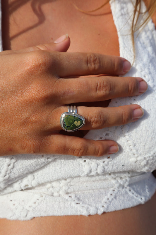Green Turquoise Ring SIZE N - 6 3/4