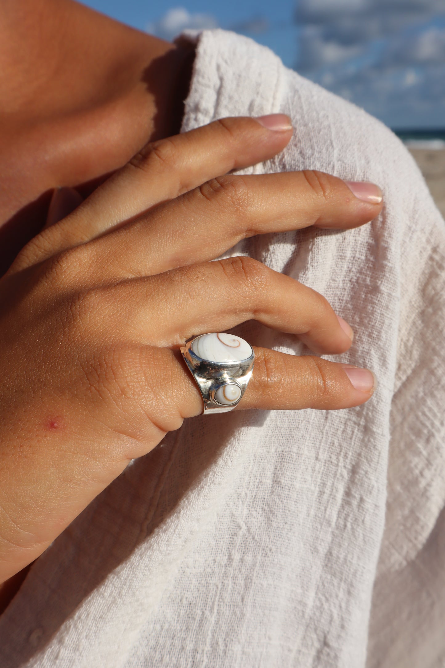 Triple Operculum Signet Ring SIZE K 1/2 - 5 1/2