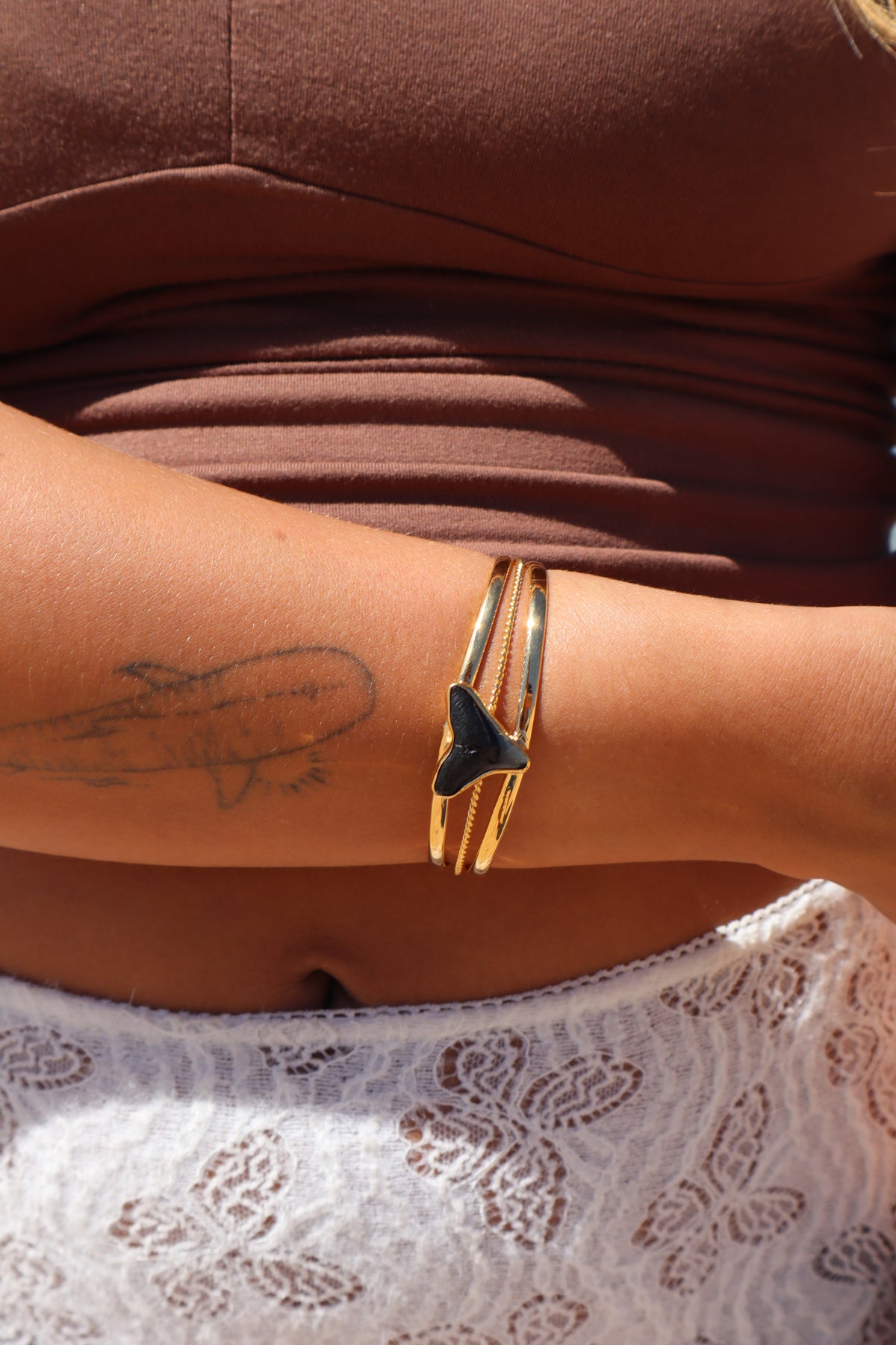 Shark Tooth Tidal Cuff