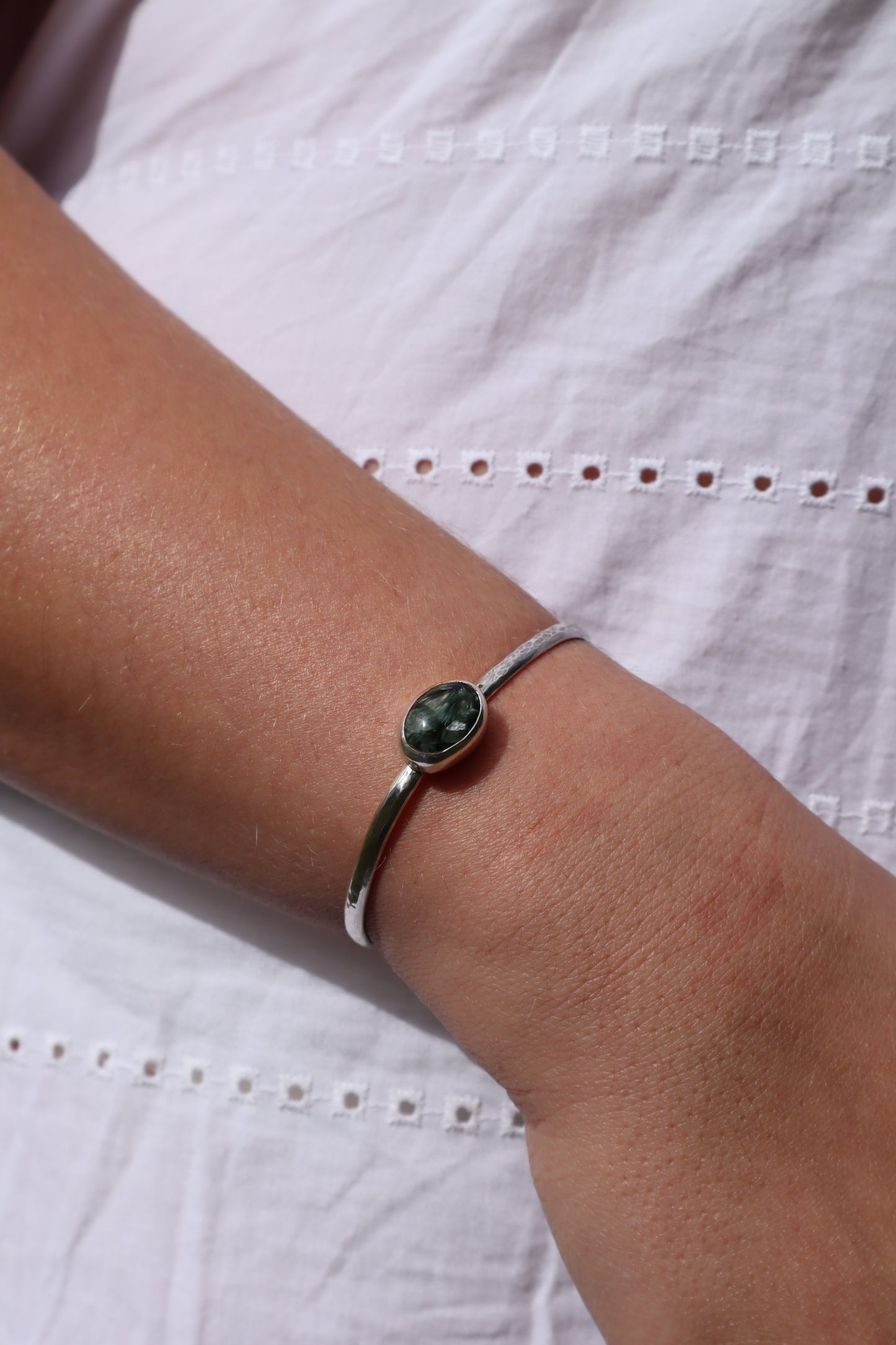 Seraphinite Wanderer Cuff