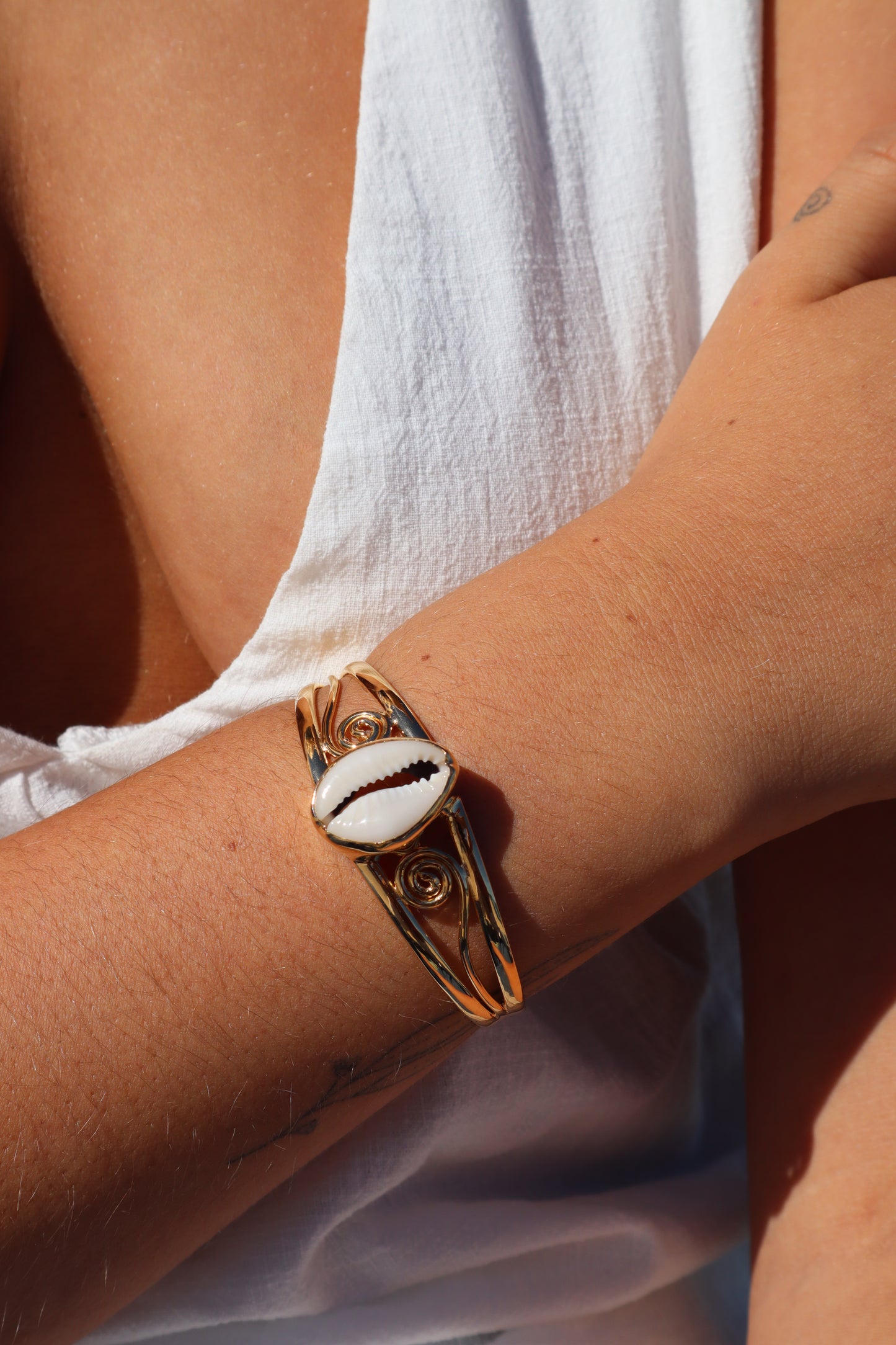 Spiral Cowrie Tidal Cuff